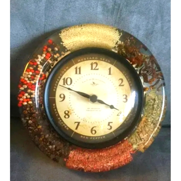 Spices Glass Resin Round 8 inch Wall Clock, Hanging, Kitchen, Rare, Red, Brown - Picture 1 of 4